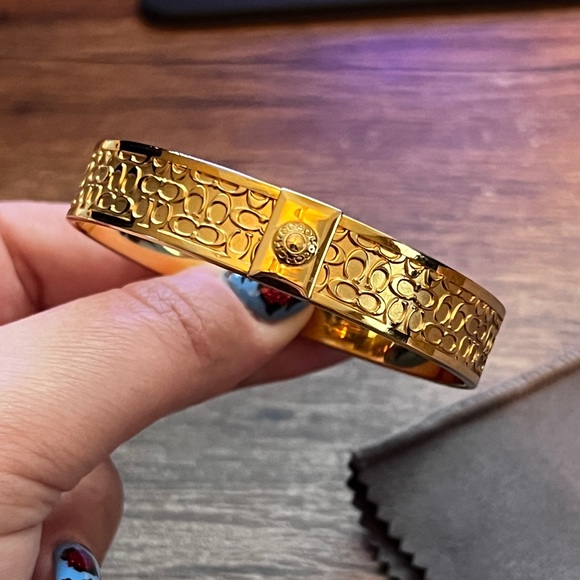 COACH Signature “C” GOLD BANGLE BRACELET - Picture 13 of 16